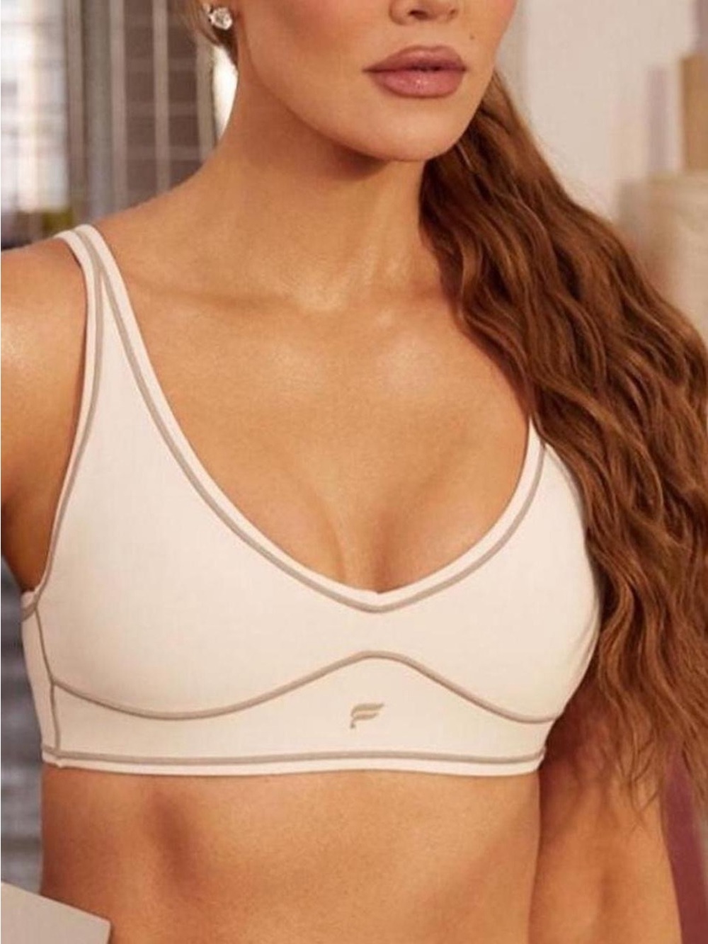 Fabletics cream top and capri leggings